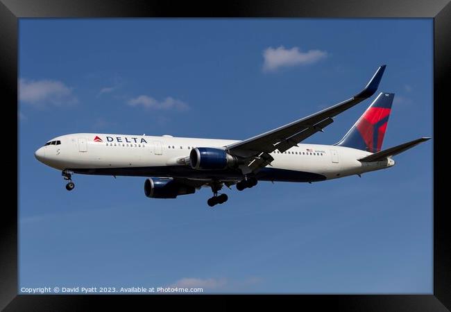 Delta Airlines Boeing 767 Framed Print by David Pyatt