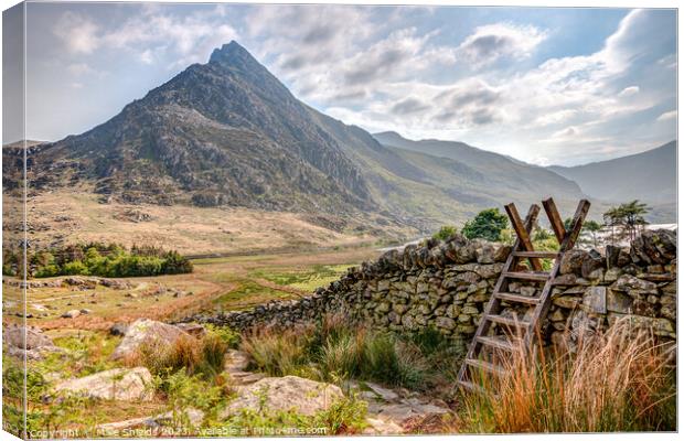 Over the Wall to Tryfan  Canvas Print by Mike Shields