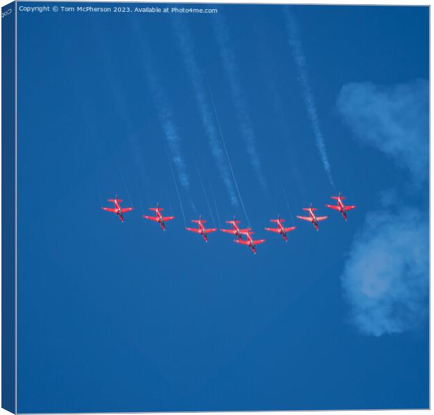 Red Arrows In Flight Canvas Print by Tom McPherson