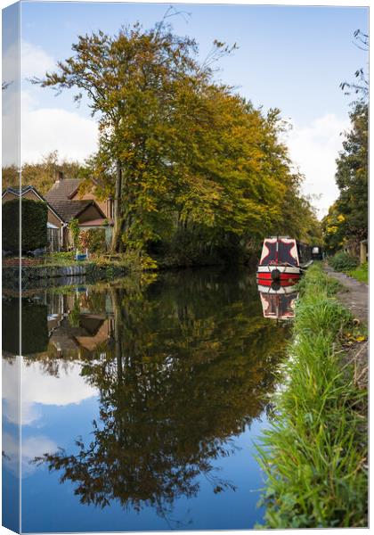 Leeds and Liverpool canal at autumn Canvas Print by Jason Wells