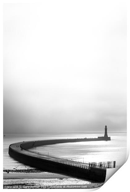 The curve of Roker Pier Print by Gary Turner