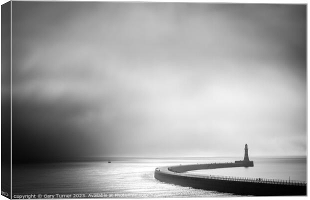 Mist over Roker Pier Canvas Print by Gary Turner