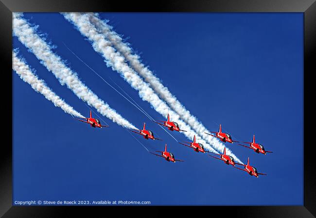Red Arrows Aerobatic Display Team Framed Print by Steve de Roeck