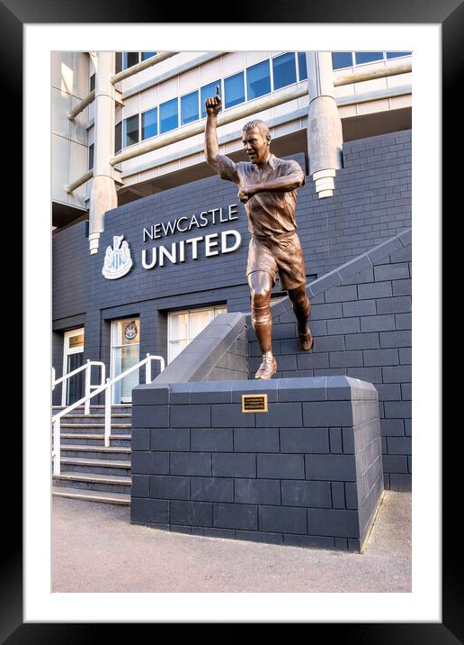 Alan Shearer Statue Newcastle United Framed Mounted Print by STADIA 