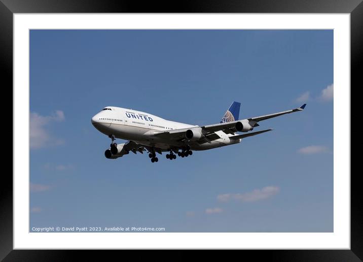 United Airlines Boeing 747 Framed Mounted Print by David Pyatt