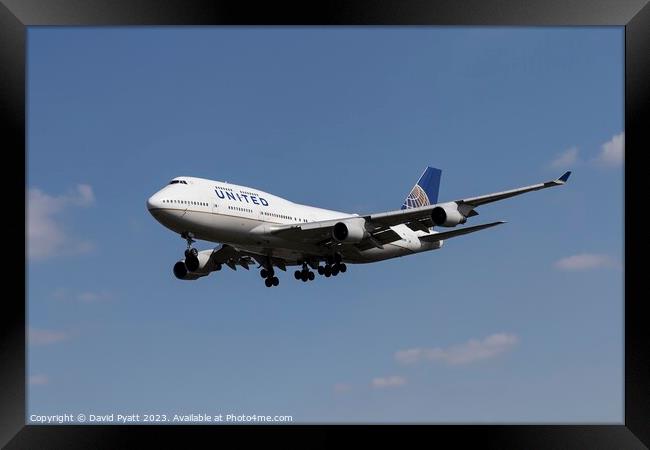 United Airlines Boeing 747 Framed Print by David Pyatt