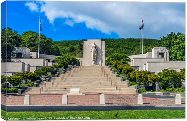 Altar of Freedom Punchbowl National Cemetery Honolulu Hawaii Canvas Print by William Perry