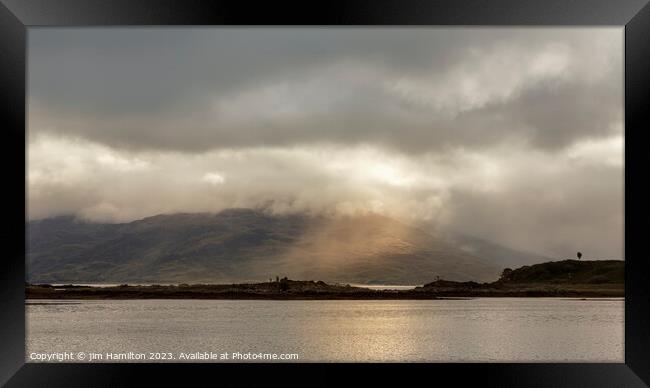 Spotlight on Skye Framed Print by jim Hamilton