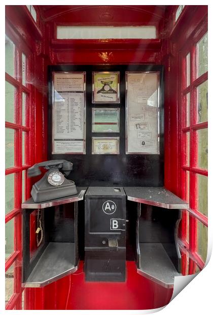 Red Telephone Box Print by Derek Beattie