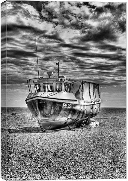 FE92 Dungeness Boat Canvas Print by Chris Thaxter