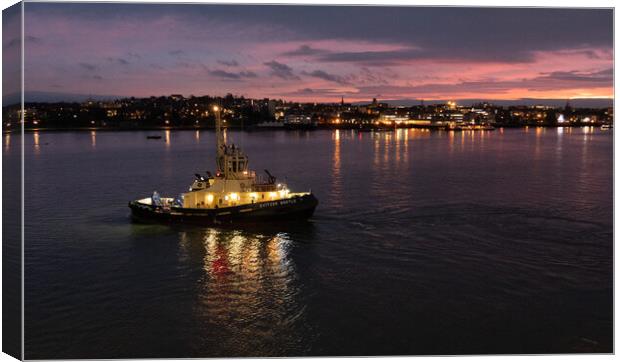 Tug on the Thames Canvas Print by Peter Park
