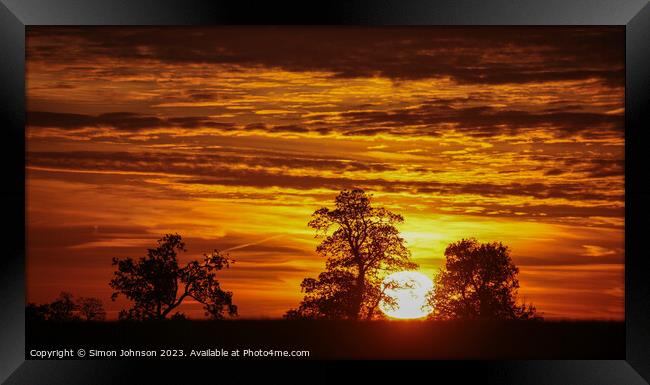 Sky sun Framed Print by Simon Johnson