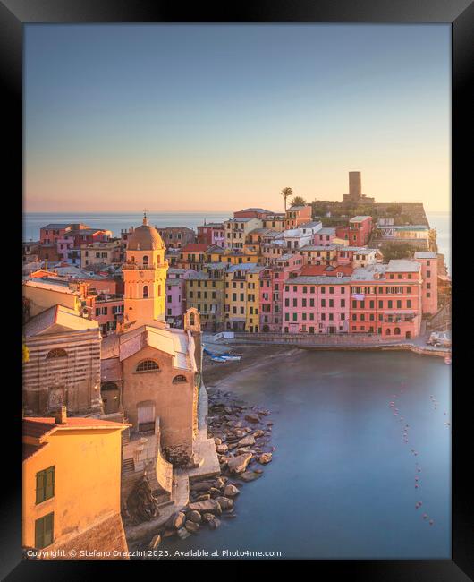 Vernazza village, view at sunset. Cinque Terre, Liguria, Italy Framed Print by Stefano Orazzini
