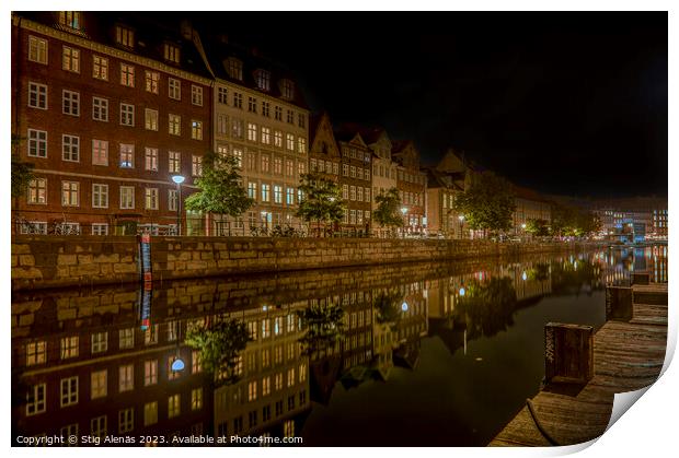 The Slotsholm canal in Copenhagen where the houses are reflected Print by Stig Alenäs