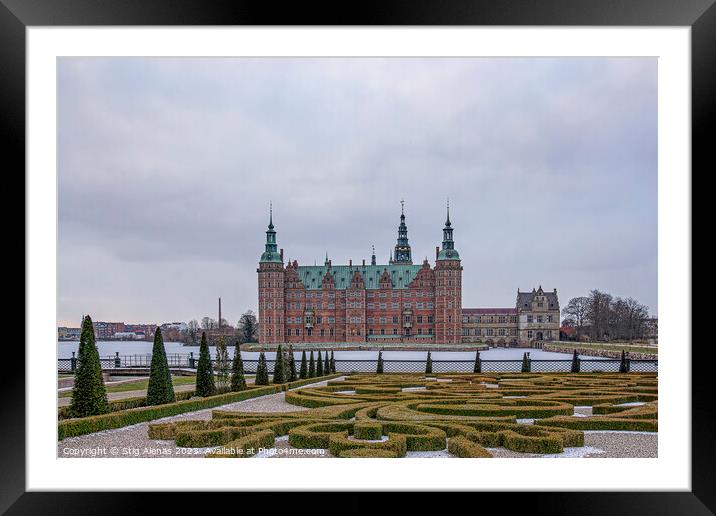 the palace garden of Frederiksborg castle in wintertime Framed Mounted Print by Stig Alenäs
