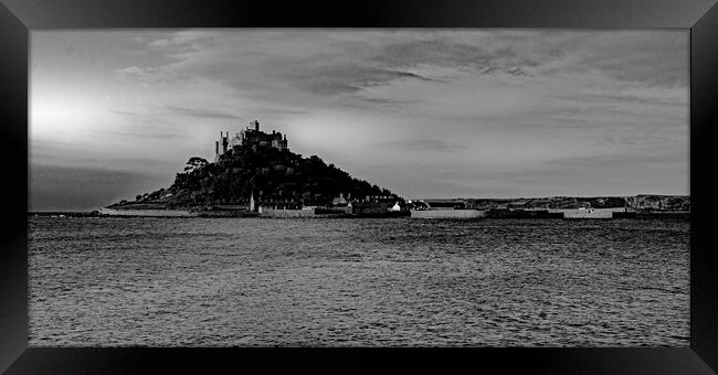 St michaels mount in cornwall Framed Print by Kevin Britland