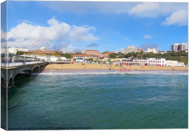 Bournemouth seafront  Canvas Print by Beryl Curran