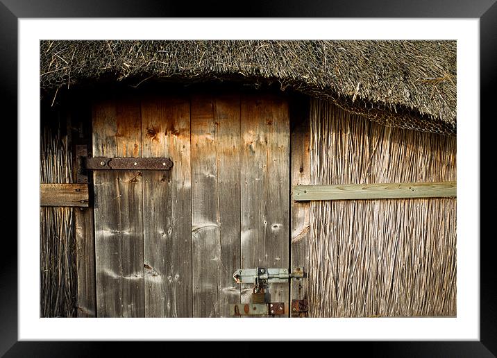 House of Straw - Hickling Framed Mounted Print by Simon Wrigglesworth