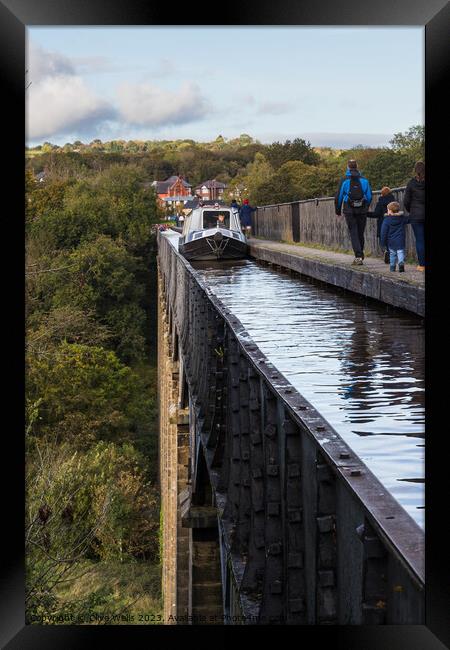 Canal boat on the Pontcysyllte Aqueduct Framed Print by Clive Wells