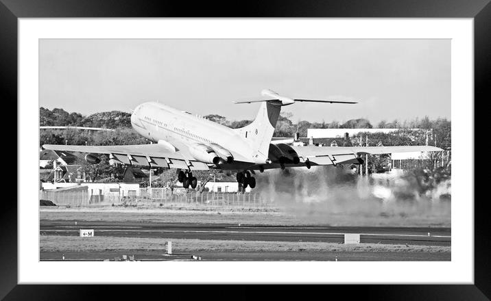 Royal Air Force VC-10 blasting off Framed Mounted Print by Allan Durward Photography