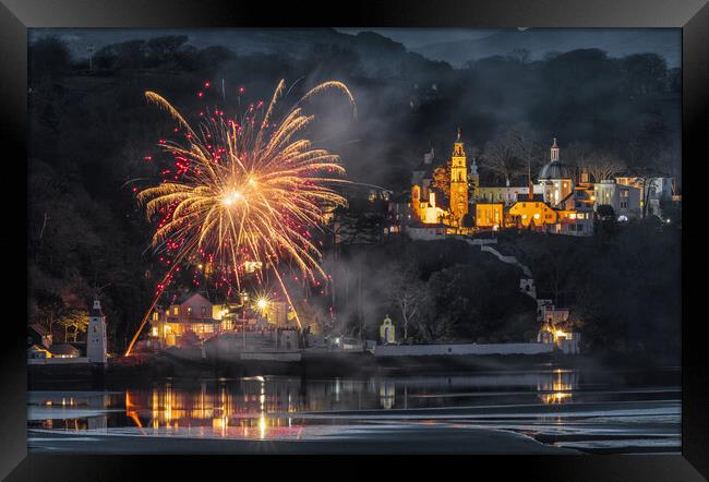 Fireworks at Portmeirion Framed Print by Rory Trappe