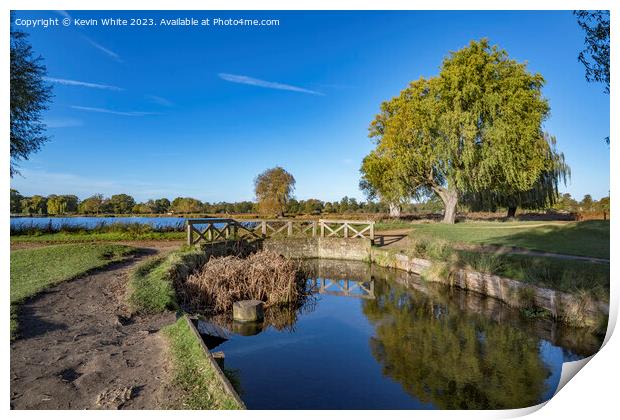 Little bridge across Bushy Park ponds in Surrey UK Print by Kevin White