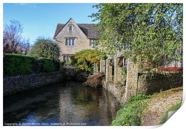 A secluded cottage in Bourton on the water Print by Martin fenton