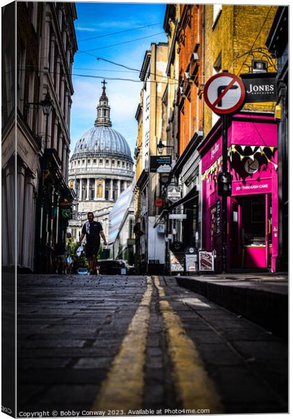 Leading lines to St Pauls cathedral Canvas Print by Bobby Conway