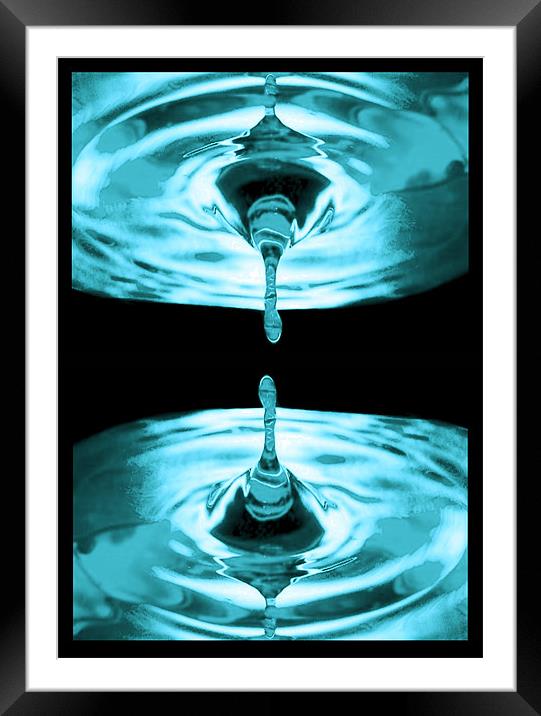 Water Droplets. Framed Mounted Print by paulette hurley