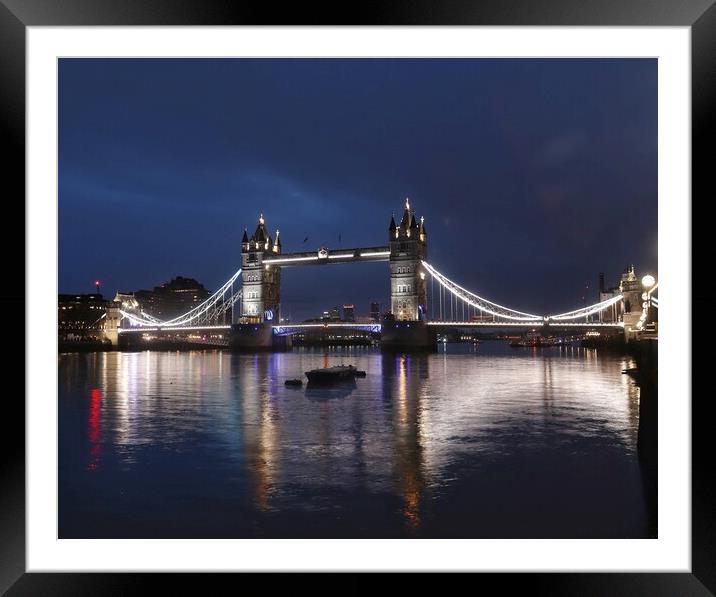 Tower Bridge Framed Mounted Print by Tony lopez