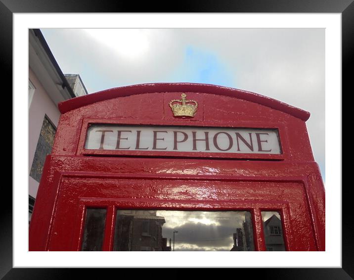 EnglishTelephone Box Framed Mounted Print by Simon Hill