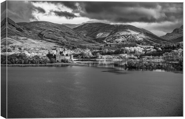 The ruin of Kilchurn Castle, Highland mountains and Loch Awe. Canvas Print by Andrea Obzerova