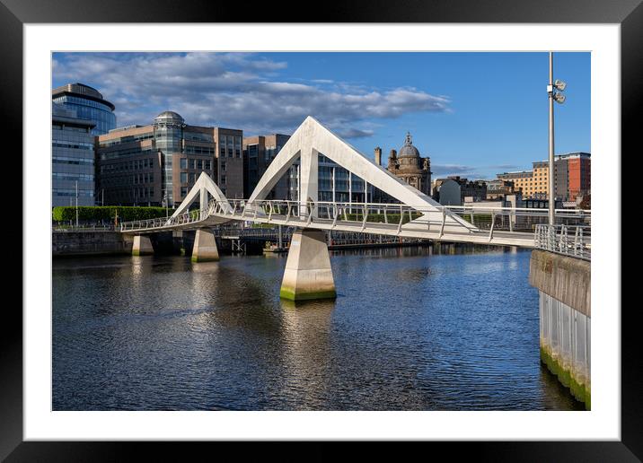Squiggly Bridge In Glasgow Framed Mounted Print by Artur Bogacki