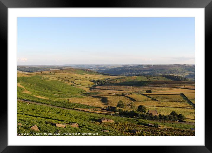 Stanage Edge looking south Framed Mounted Print by Kevin Round