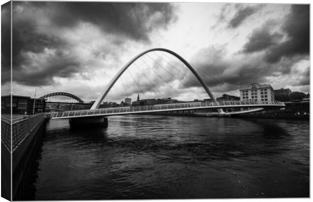 Gateshead Millennium Bridge Canvas Print by Steve Smith