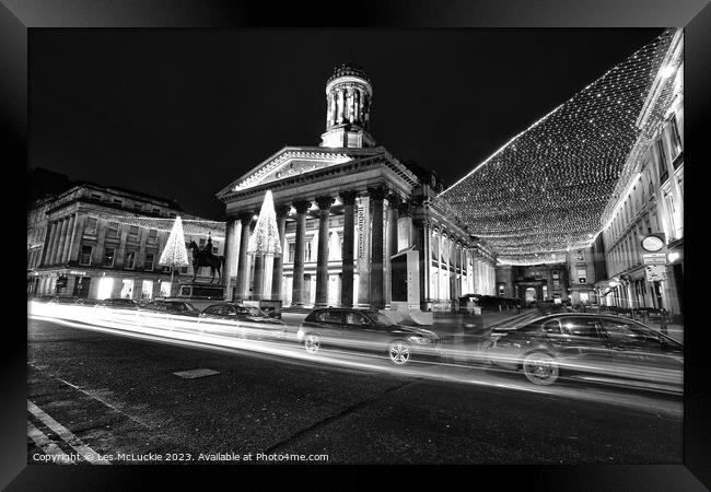 Glasgow Gallery of modern art at night Framed Print by Les McLuckie