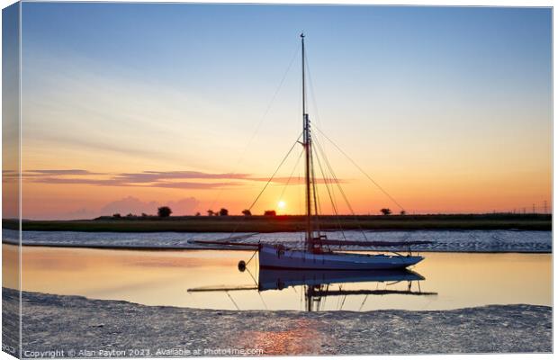 Whitstable oyster yawl F76 Gamecock Canvas Print by Alan Payton