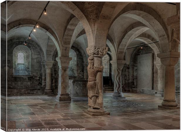 Finn the giant in the crypt of Lund Cathedral Canvas Print by Stig Alenäs