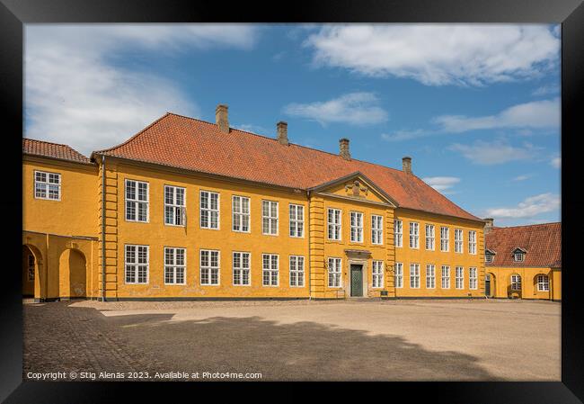 the yellow Roskilde Palace  Framed Print by Stig Alenäs