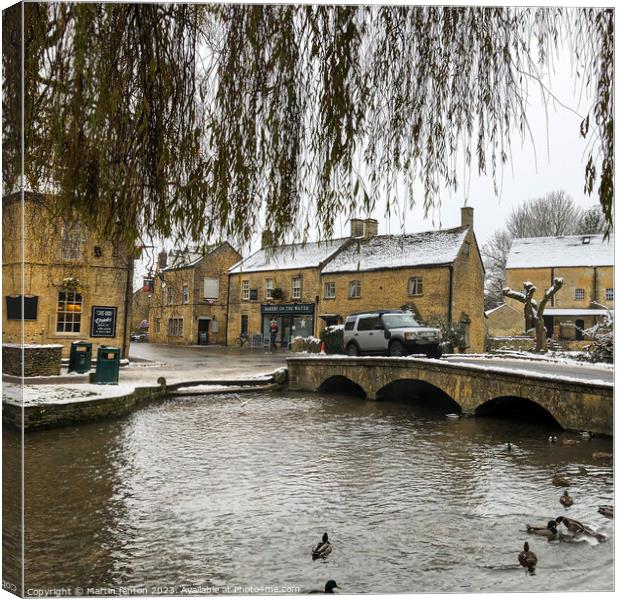 A cold river Windrush Bourton on the water  Canvas Print by Martin fenton