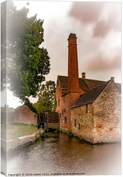 Lower Slaughter in the English Cotswolds. Canvas Print by Linda Cooke