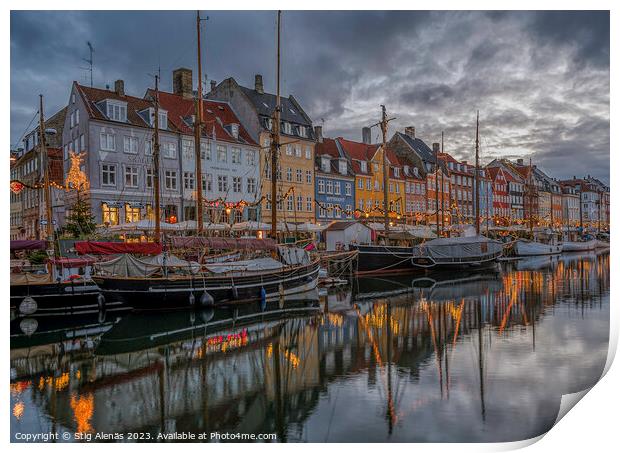 Christmas lights reflect in Copenhagen Nyhavn canal at dusk Print by Stig Alenäs