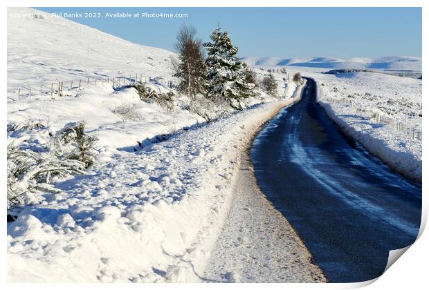 A939 Grantown on Spey to Tomintoul Road in winter Print by Phil Banks