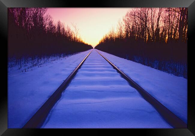 railway, early morning Framed Print by Dave Reede