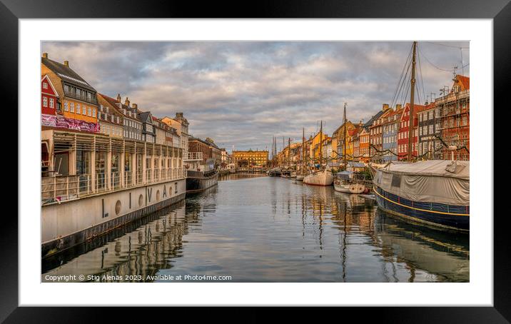 The restaurant boat Liva II moored in the Nyhavn canal in Copenh Framed Mounted Print by Stig Alenäs