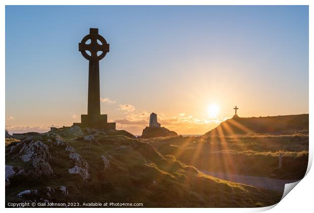 Sunset on llandwyn Island , ISle of Anglesey  Print by Gail Johnson