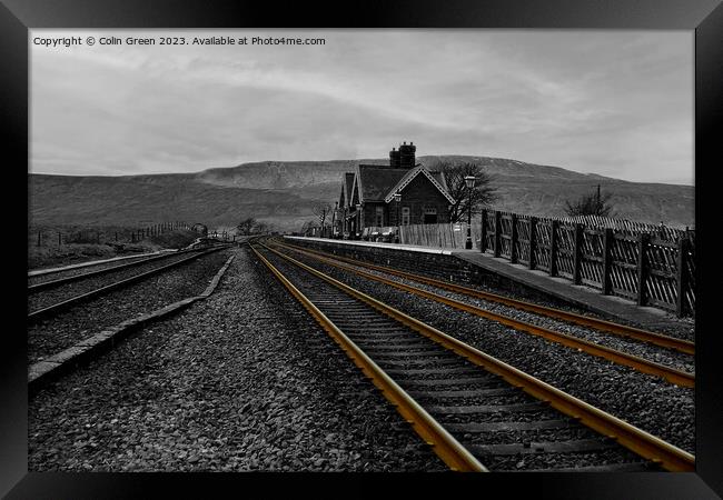 Rusty Rails at Ribblehead Station Framed Print by Colin Green