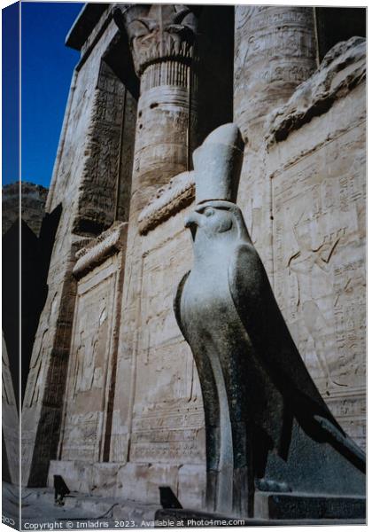 Statue of Horus, Edfu Temple, Egypt Canvas Print by Imladris 