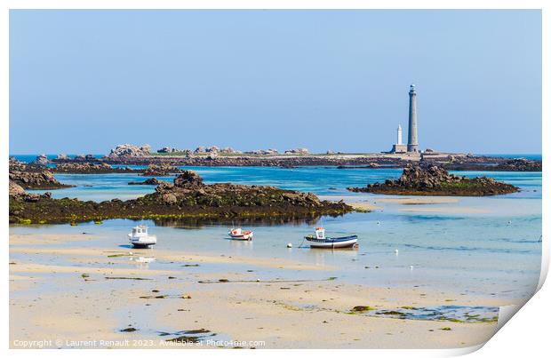 Ile vierge lighthouse and beach on the north coast of Finistere Print by Laurent Renault