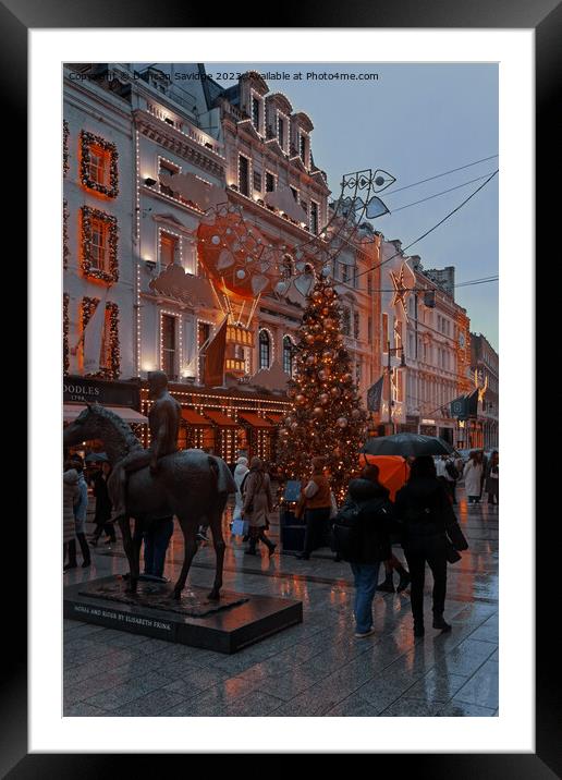 Old Bond Street Christmas scene  Framed Mounted Print by Duncan Savidge